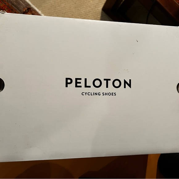 Peloton Bike unisex cycle shoes sz 43. Women’s 11. Men’s 9. - Picture 5 of 6